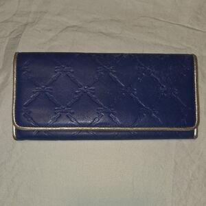 Longchamp Elegant Blue Women's Clutch